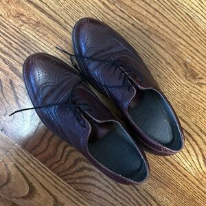 Men’s dress shoes